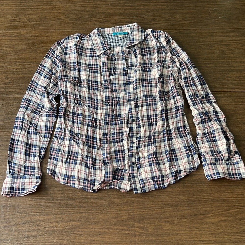 Buttons Purple, White, and Pink Flannel
